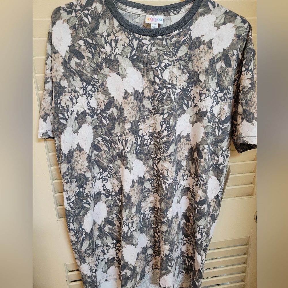 Lularoe Hudson. Medium.